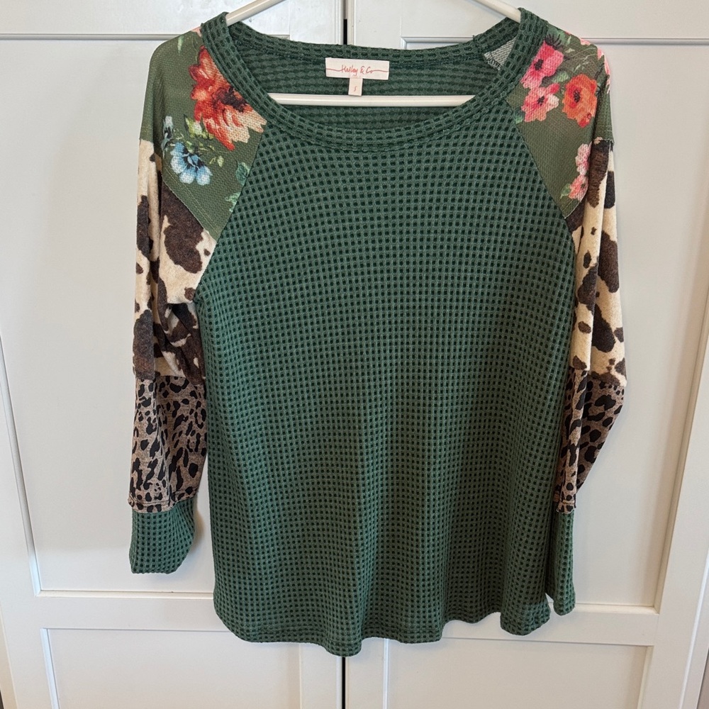 Umgee Green Waffle Knit Top with Floral and Leopard Sleeves